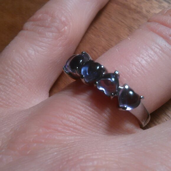 African Amethyst 5 Stone Stainless Steel Heart Ring (Size 6) - Picture 8 of 15
